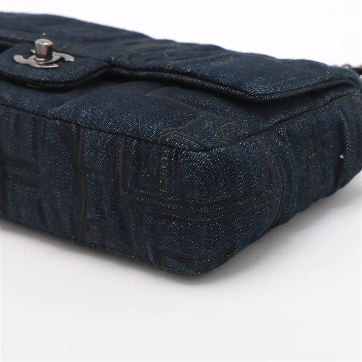 Chanel Coca-Cola Denim Single Flap Double Chain Bag Blue Gummetal Gold