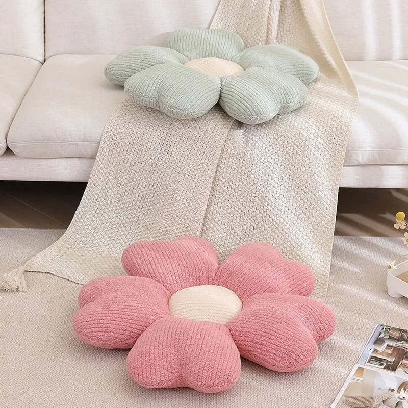 Charming Flower Cushion Set