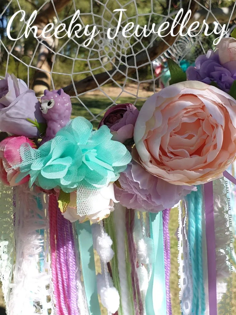 Gorgeous Llama dreamcatcher