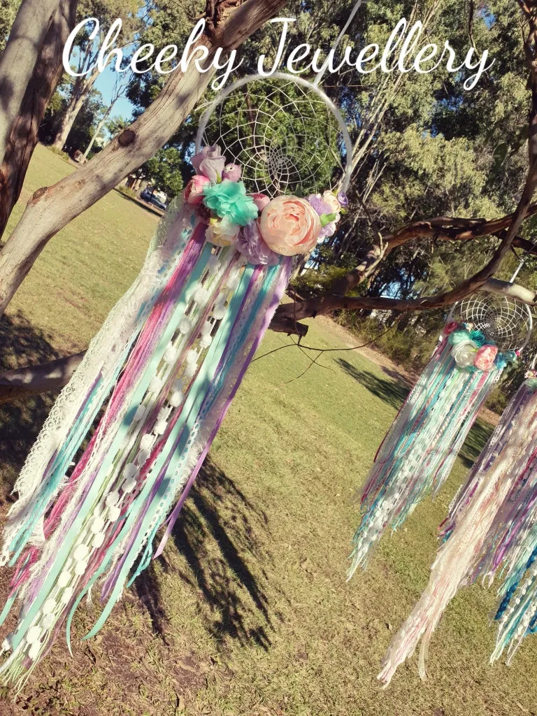 Gorgeous Llama dreamcatcher