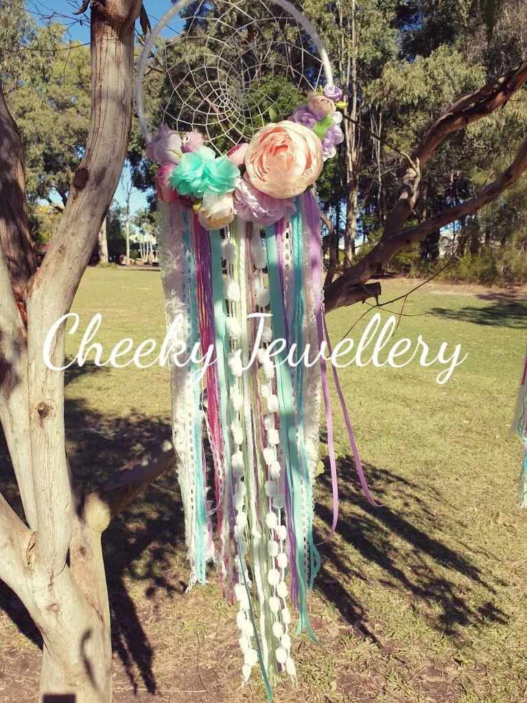 Gorgeous Llama dreamcatcher