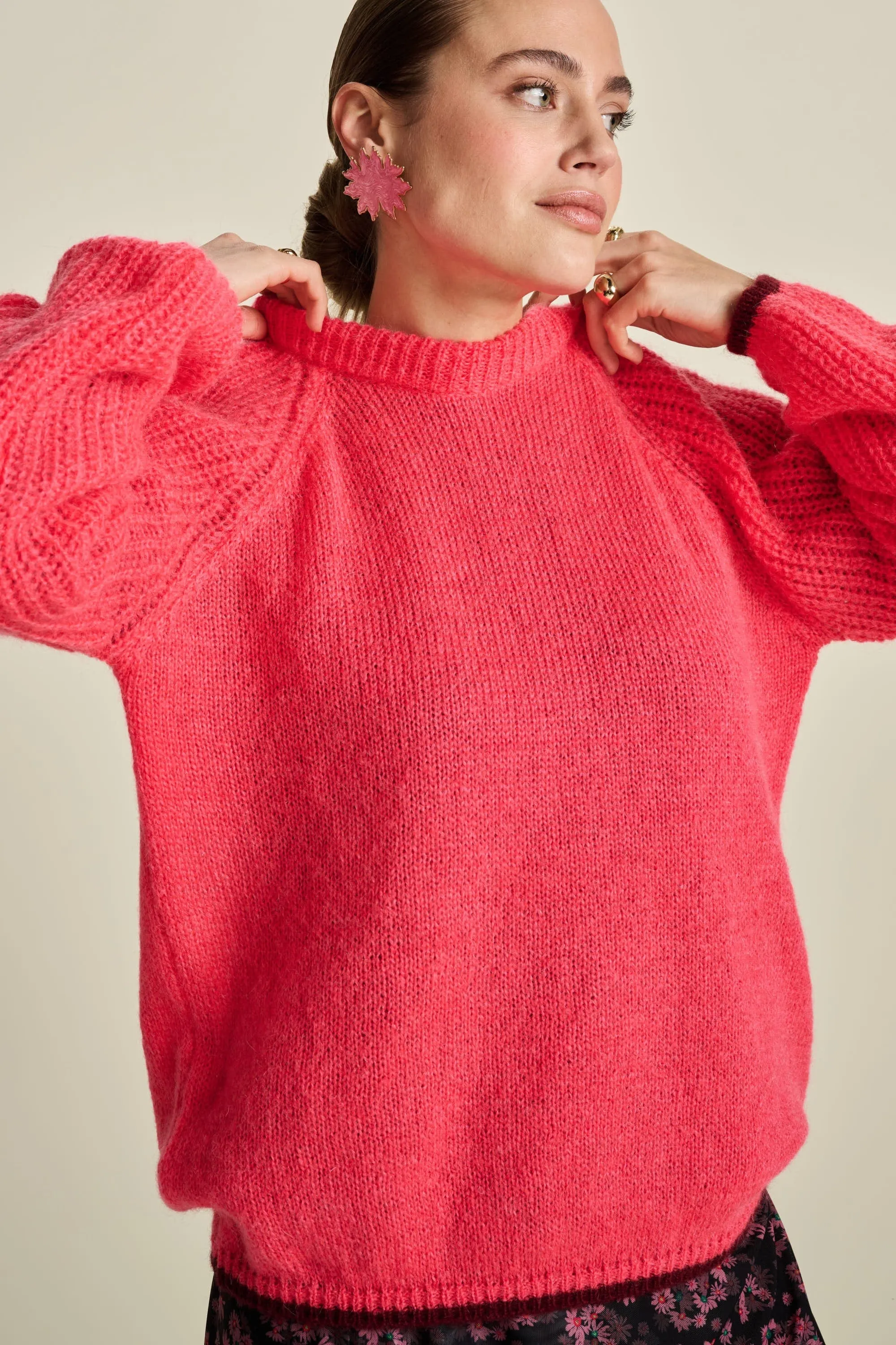 PULL - Vibrant Pink